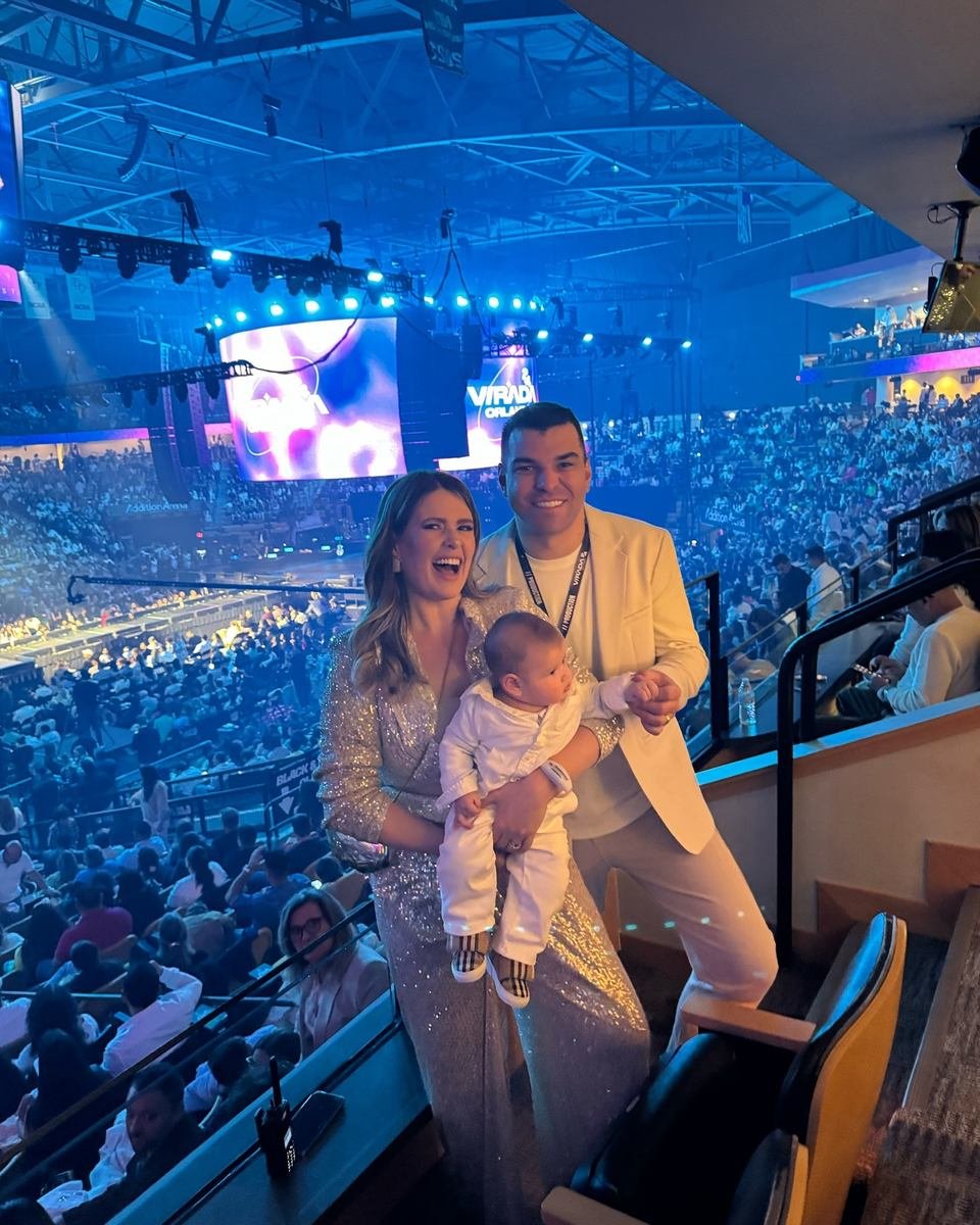 Léo, Larissa e Dom no réveillon na Addition Arena